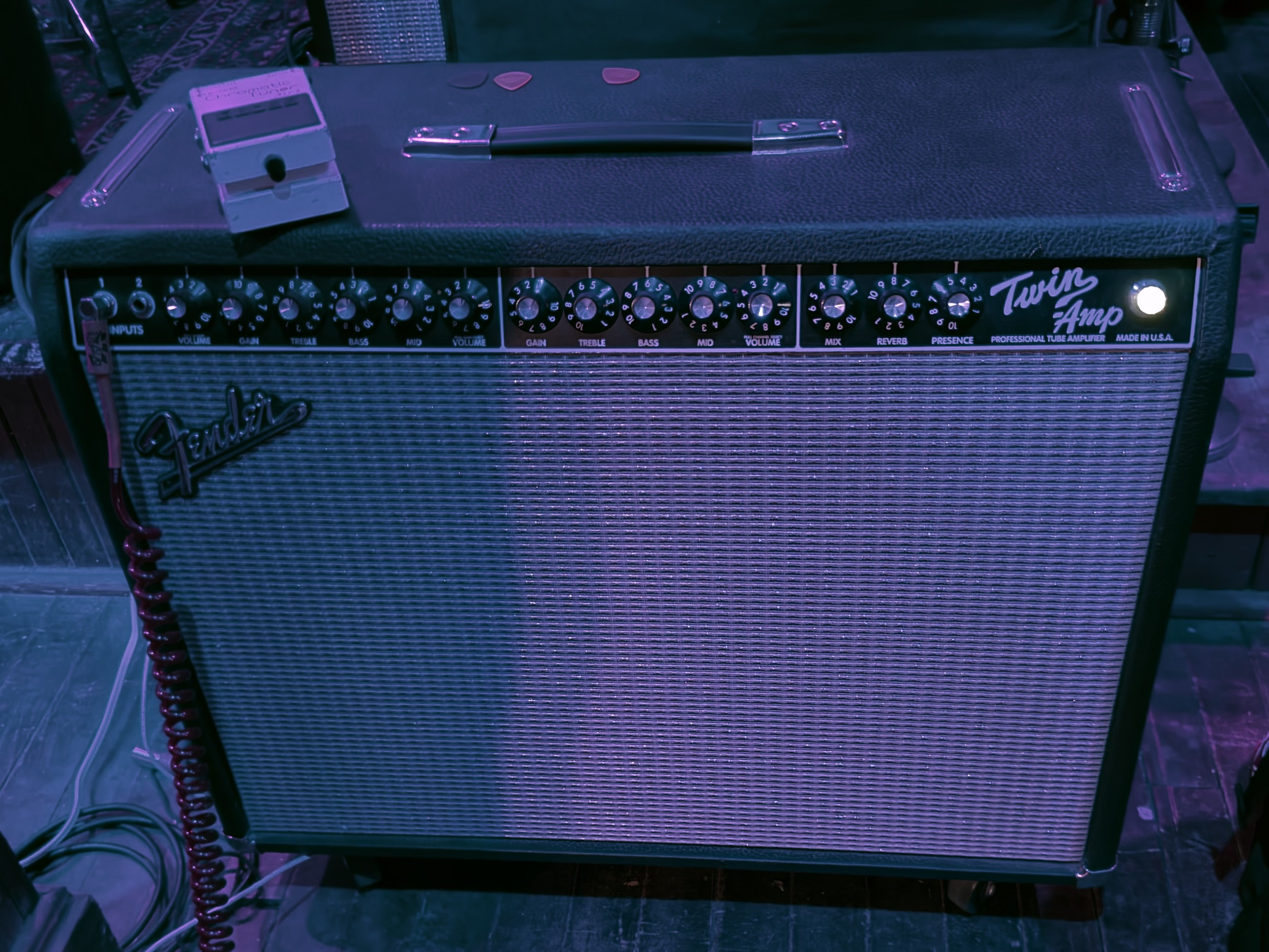 A Fender Twin Amp tube combo amplifier photographed at practice
